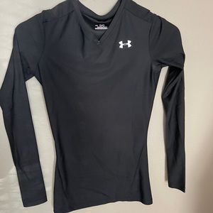Under Armour V neck long sleeve athletic top rash guard black Size S